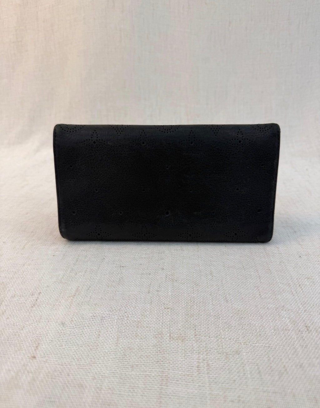 Louis Vuitton Mahina Amelia Wallet